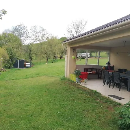 Дом отдыха A Balaives Et Butz *